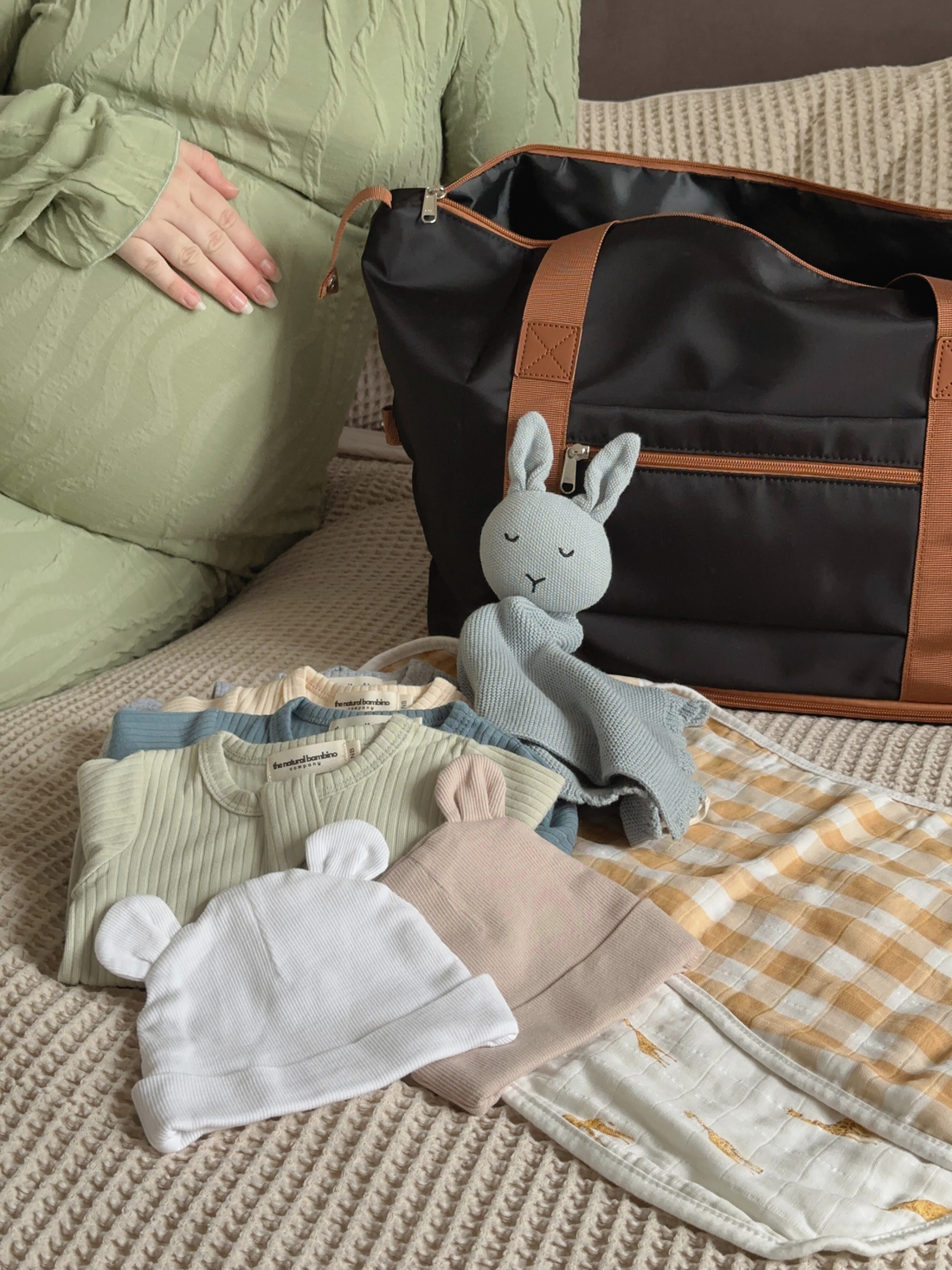 Ultimate Hospital Bag Checklist For Expectant Parents
